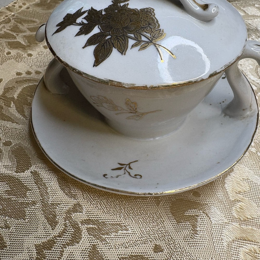 Vintage Porcelain Sugar Bowl Set,Complete With Lid And Matching Small Spoon. - Picture 4 of 11